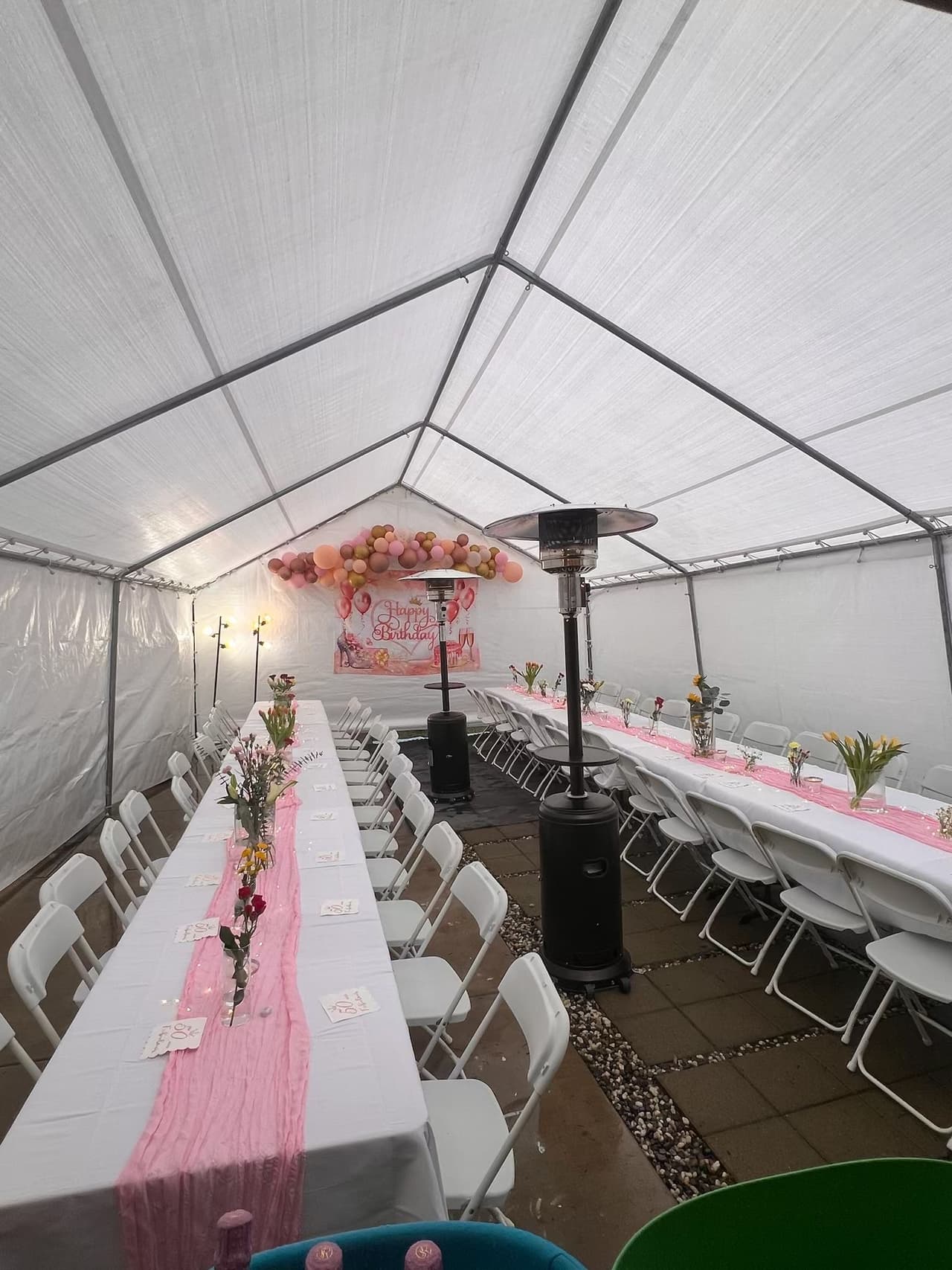 Cubierta blanca para mesas